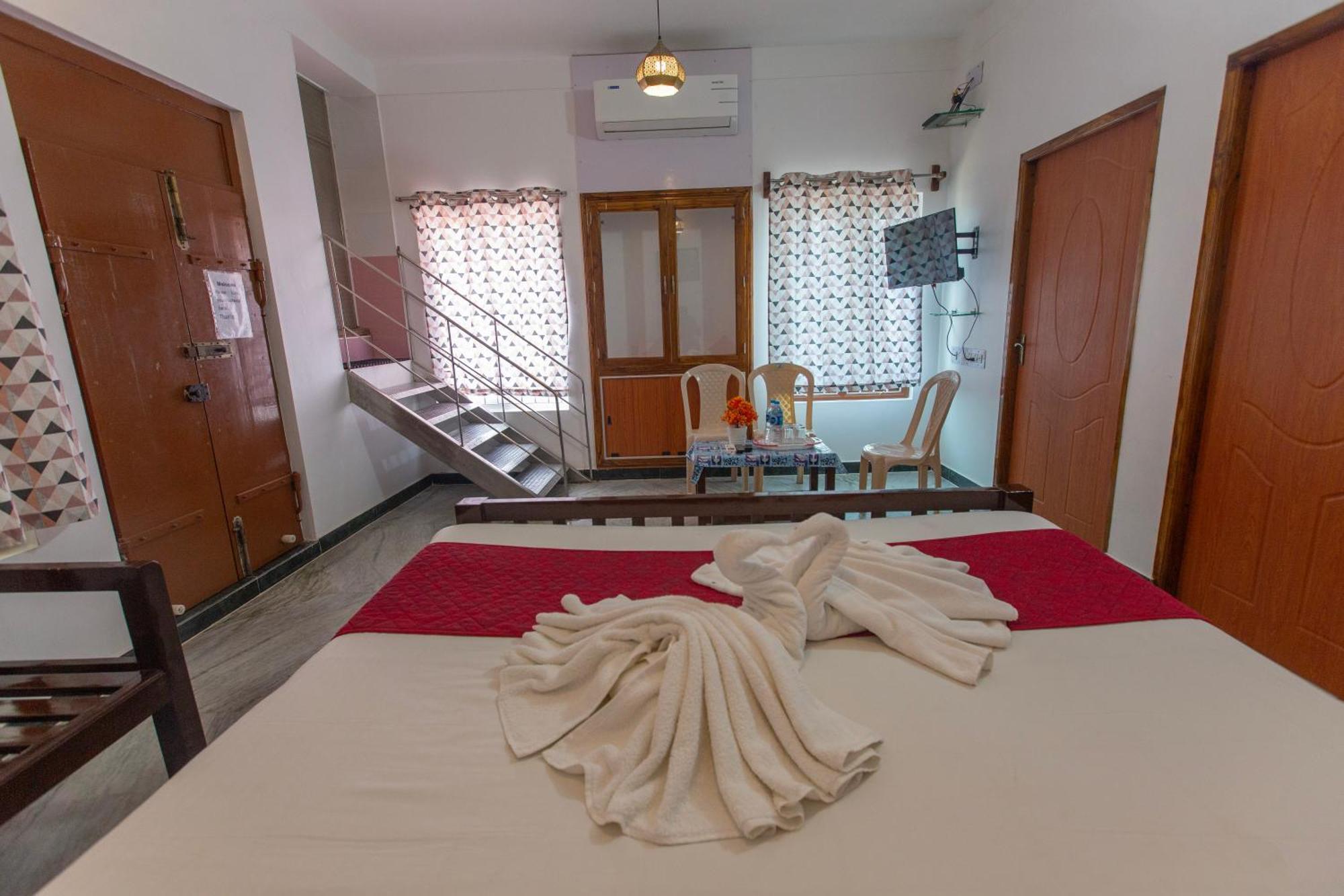 Two-Bedroom Suite,1386061172:JPEG